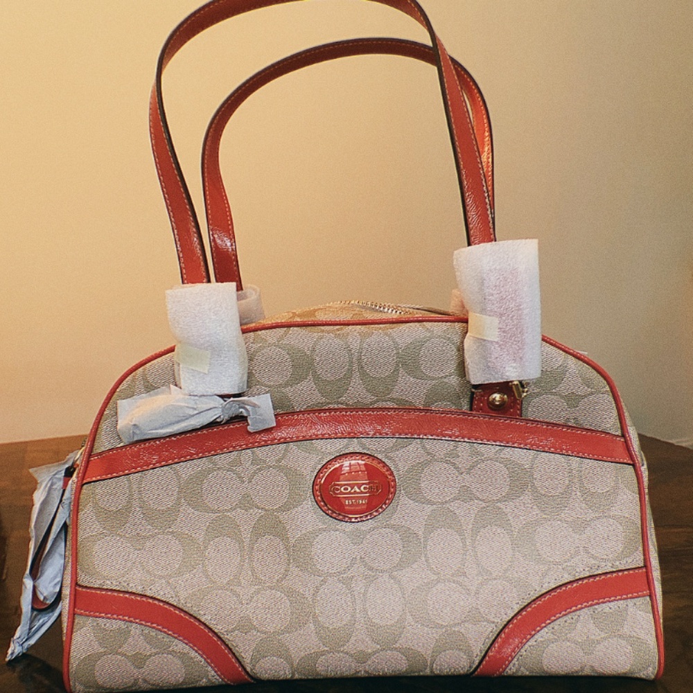 Authentic Coach Peyton Satchel/Purse